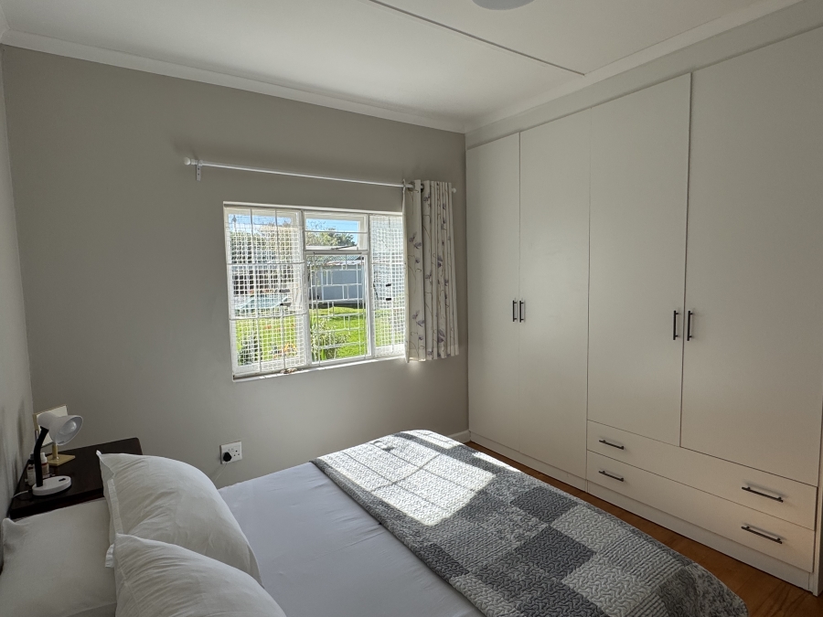 3 Bedroom Property for Sale in Sandbaai Western Cape